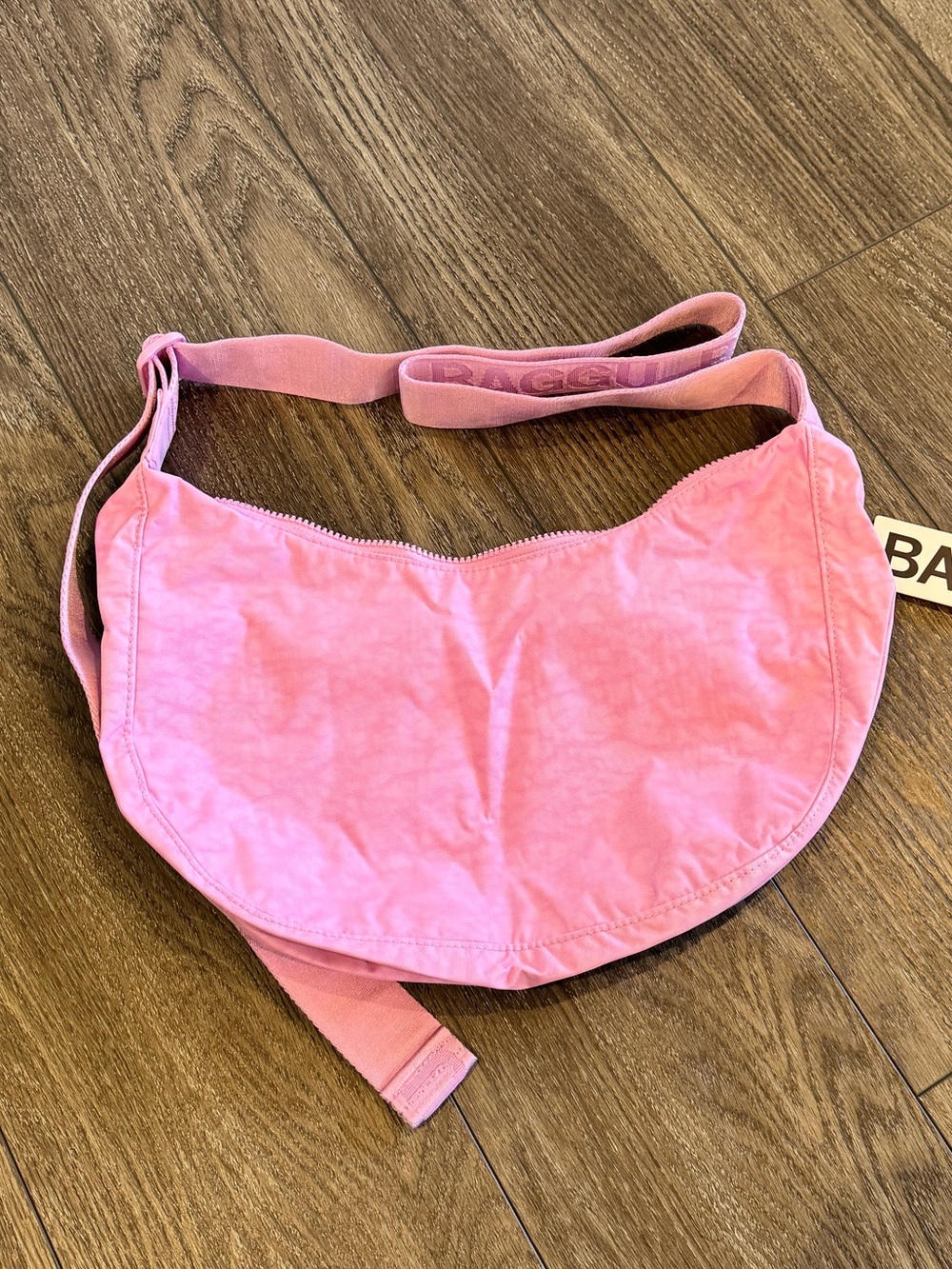 NEW Baggu Medium Crescent Bag - Peony